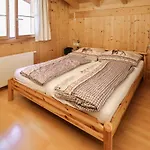 בית נופש Tolles Feriehaus Montafon *